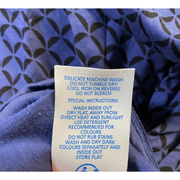 Boden Womens Geometric Jersey Dress Size 12 Knee Length Short Sleeve Vneck - Picture 5 of 9